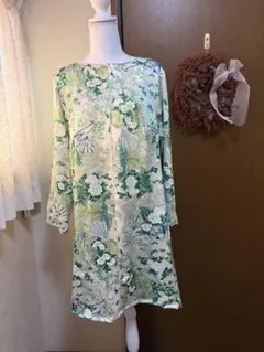 お値下げ正絹色留袖リメイク牡丹菊藤、御所車花いっぱいAラインチュニックワンピース