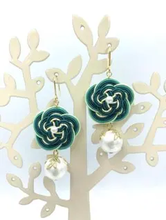 【水引】梅結びの和ピアス 翠