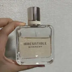 ジバンシイ イレジスティブル オーデトワレ フレッシュ 50mlのサムネイル