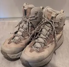 HOKA ONEONE KAHAのサムネイル