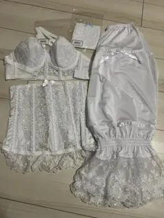 ブライダルインナー　ホワイト ガードルM ブラD65 ・58