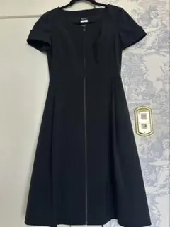 美品　ルネ　René basic フロントジップ 半袖ワンピース 36のサムネイル