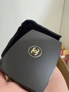 CHANEL LUMIÈRE GRAPHIQUE アイシャドウパレット