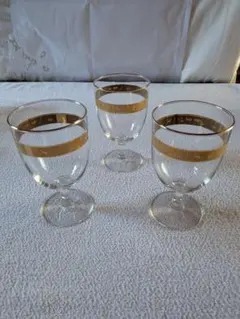 ガラス製　金の星座柄　ワイングラス 3個セット