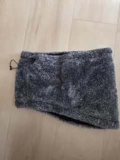 ユニクロ　グレー ネックウォーマー ONE SIZEのサムネイル