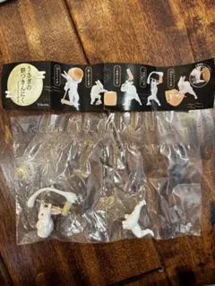 うさぎの餅つきんにく マスコットフィギュア ガチャ　カプセルトイ　単品
