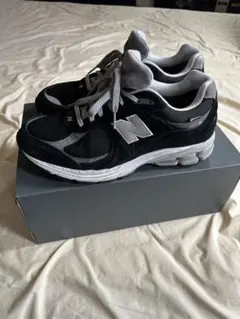 美品 ニューバランス M2002RXD GTX