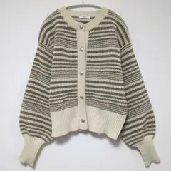 【美品】a.v.v アーヴェヴェ ボーダー ニット カーディガン S ベージュのサムネイル