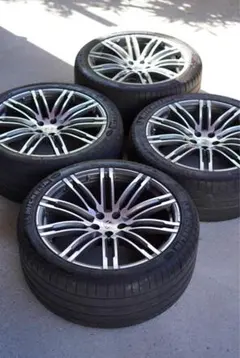 Porsche 21インチ ホイール タイヤ 4本セットのサムネイル