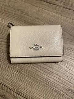 COACH アイボリー 三つ折り財布
