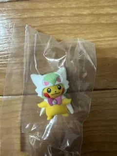 ポケモン ピカチュウ メガサーナイト ポンチョ フィギュア
