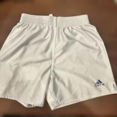 adidas ホワイト ショートパンツ　サッカー白パンツ