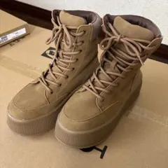 厚底レースアップショートブーツ