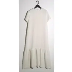 EFFE BEAMS クルー ジョーゼット ワンピース 定価41,800円のサムネイル