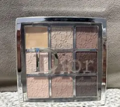 ディオール バックステージアイパレット 002 クール