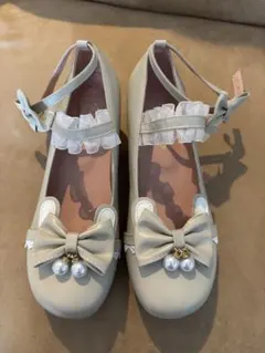 新品　ベージュ リボン パール装飾 パンプス