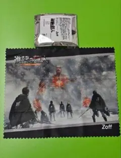 進撃の巨人 メガネ拭き zoff ゾフ ガチャガチャ　ジャン　超大型巨人　２枚 進撃の巨人 メガネ拭き zoff ゾフ ガチャガチャ カプセルトイ 超大型