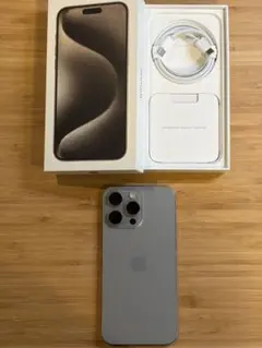 【美品】iPhone 15 Pro Max 256gb SIMフリー