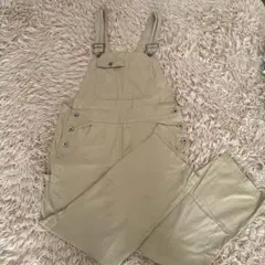 オーバーオールのサムネイル