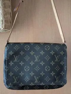 LOUIS VUITTON ミュゼットタンゴ モノグラム ショートストラップのサムネイル