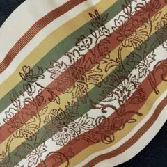 329半幅帯 小袋帯 正絹 博多織 キナリ 淡色の縞に和更紗文様 着物