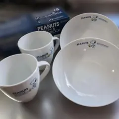 PEANUTS スヌーピーマグカップ☕️&皿 ２セット非売品