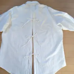 Ｗクローゼット　ホワイト長袖シャツ背中リボン