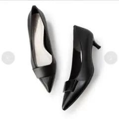 launa lea 5cmバックルポインテッドトゥパンプス