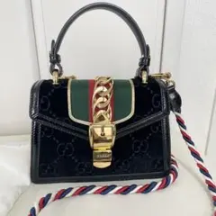 【極美品】GUCCIベロア×レザーショルダーバッグ ハンドバッグ黒 2wayのサムネイル