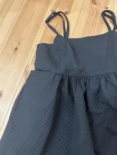 グローバルワーク　150センチ　キャミワンピース　キルティング模様　黒