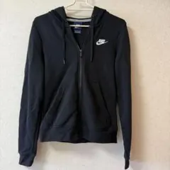 【美品】NIKE ジップアップパーカー ブラック レディース Sサイズのサムネイル