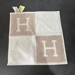 【未使用】HERMES エルメスタオルハンカチ ホワイト・ピンクベージュ