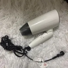 コンパクトヘアドライヤー ホワイト
