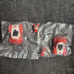 TWICE LOVELYS プルバックカーCHAENGVELY チェヨン2つ