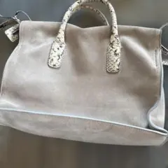 グレー スエード 大容量バッグ