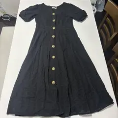 Bye Bye ブラックワンピース ボタン付き