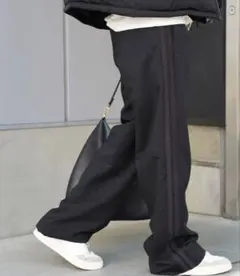 Item thumbnail for item f5ab9dfb-82a9-48d2-a748-9ef564d4e753