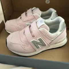 New Balance ピンク スニーカー IO313 ベルクロ　15cm