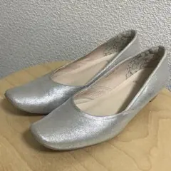超美品✨　【卑弥呼】フラットパンプス　23cm シルバー