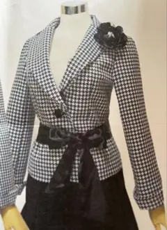 11号　セレモニースーツ　フォーマルスーツ　入園式入学式