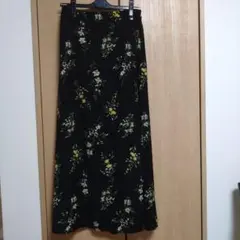 AZUL BY MOUSSY 花柄ロングスカートのサムネイル