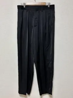 ワイド ブラック