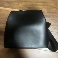 OSOI オソイ MINI BROT 牛革 ショルダーバッグ ブラック