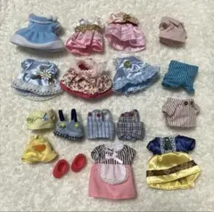 【洋服の詰め合わせ】シルバニアファミリー