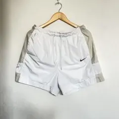 Item thumbnail for item e18026dc-1000-45a7-9f54-c4b43567f37f