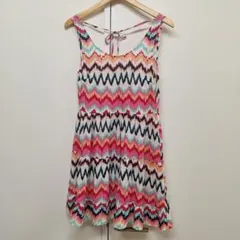H&M DIVIDED ノースリーブ ティアードワンピース マルチカラー 未使用のサムネイル