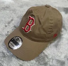 ベージュ　キャップ