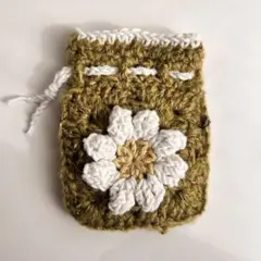 編み物　　ポーチ　ハンドメイド　AirPodsケース　イヤホン　花　小物入れ