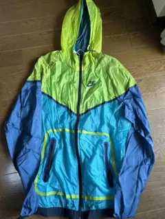 NIKE ウィンドブレーカー