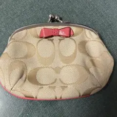 可愛い‼️COACH リボン付きコインケース